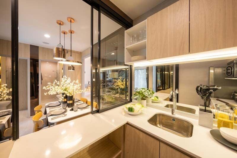 ขายดาวน์ Nue Connex Condo Donmueang (นิว คอนเน็กซ์ คอนโด ดอนเมือง) ติดถนนใหญ่ ใกล้สนามบินดอนเมือง ใกล้รถไฟฟ้า 2 สาย